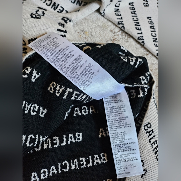 Balenciaga L XL White Chalk All Over Mini Logo Print Knit Sweater Wool Cotton IT - Picture 5 of 16
